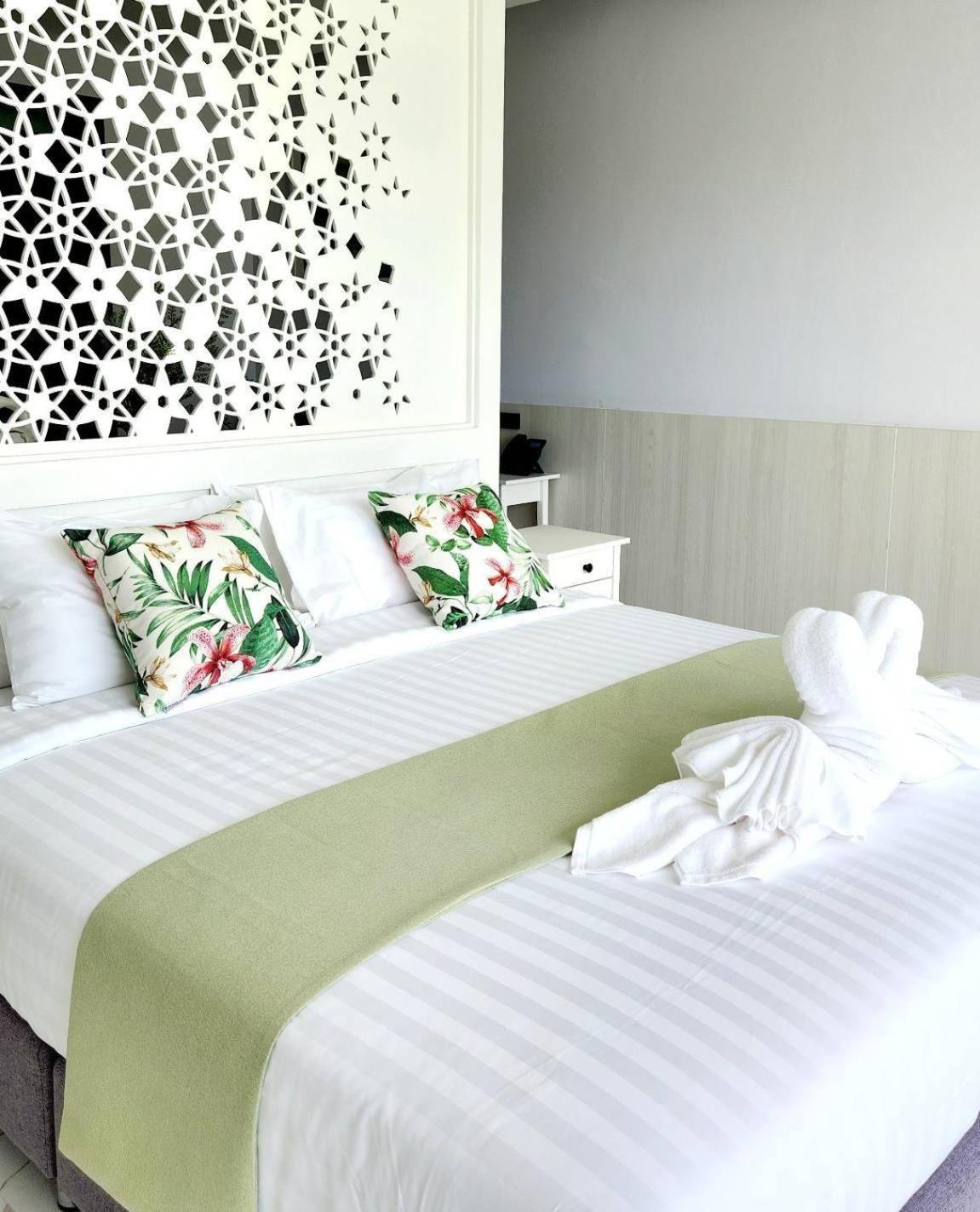 Sand Dance Hotel Pracsuap Khirikhan Kültér fotó